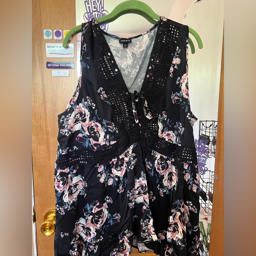 Floral tank from torrid size 2